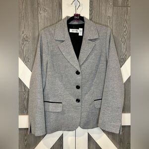 043. Suit Studio Textured Blazer 3-Button Gray/Black • Small